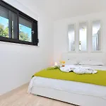 Luxury Luminosa
