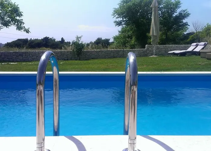 Luxury Luminosa
