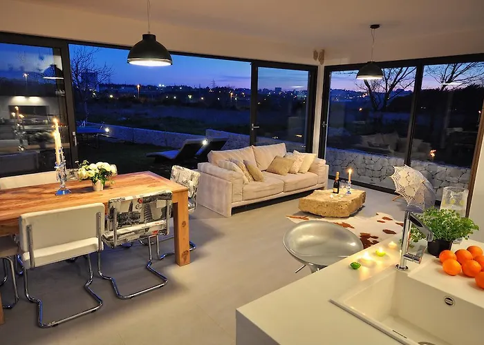 Willa Luxury Luminosa