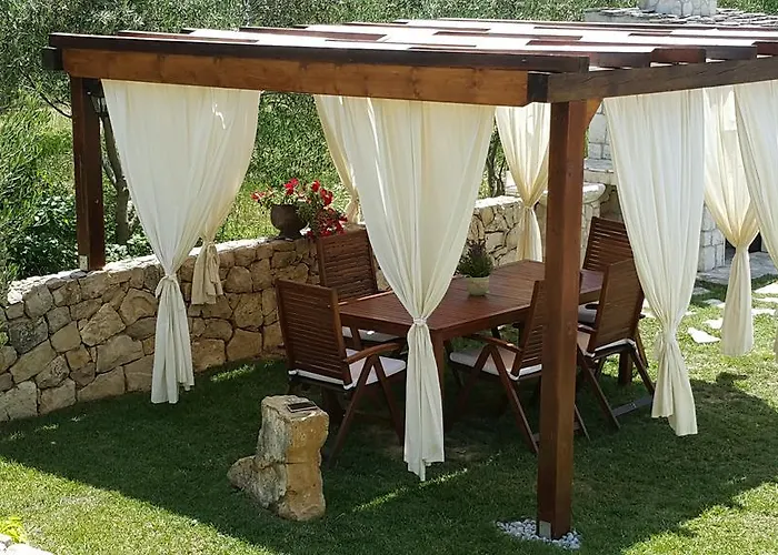 Luxury Luminosa